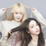 카리나 김채현 친목하는거 보셈