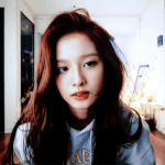나만 <b>설윤</b> 그렇게 예쁜건지 모르는건가
