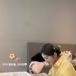 [모두드루와] 레드벨벳 <b>대기실</b>에서 이렇게 먹는 거임?