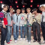 <b>상체</b> 노출로 생활VS사생활 노출