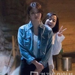 제니를 만난 <b>한소희</b>.jpg
