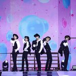 빅<b>히트</b>가 올려준 투바투 팬라 단체사진 레전드