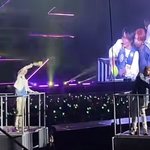 [NCT칠프] 얘들어 너네 <b>이</b> 응원봉 응원법 기억하고잇냐