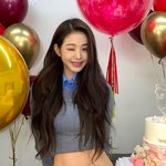 [댓글부탁해] 요즘 여돌들 ㅍㅌ노출패션 <b>유행</b>이야?