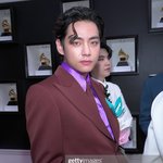 코디 진짜 찐광기를 얼굴로 덮은 김뷔