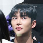 <b>말문</b>이 틀어막히는 잘생김