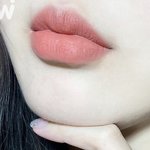 이런색 잘 어울리는 건 <b>퍼</b><b>컬</b> 무슨톤이야