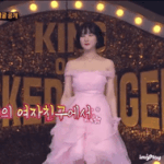 저딴 회사에서 7년 버틴 <b>여친</b>이들이 자랑스럽습니다