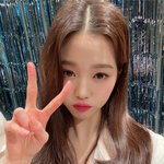 [<b>경축</b>] 장원영 드디어 앞옆머리 뽕깃 버림!!!!!!