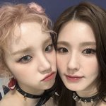 미연 <b>입술</b> 뭐 발랐게