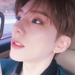 [몬스타엑스] 기현이 <b>립밤</b> 바르는 거 너무 예쁘다