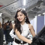 <b>쯔위</b>는 진짜 배우 탑 까지 먹을 수 있는거 ㅇㅈ