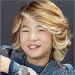2000년대 <b>중반</b> 활동했던 가수 JR  아는 사람 있어?
