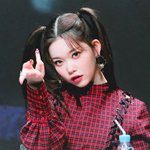 갸루<b>피스</b> 포즈한 아이돌들