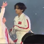 김태형 진짜 <b>반</b><b>깐</b>해