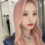 <b>지니</b> 진짜 조오올라 이쁘다…