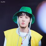 [방탄소년단] 호비 <b>착장</b>도 맘에든다
