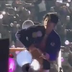 <b>토롯코</b> 타면서 배까는건 반칙아님?