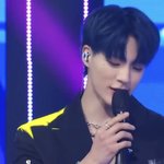 <b>발</b><b>캡</b>이지만 제노 얼굴 볼 사람