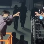 [군대] 정호석 반쪽 하트 비하인드 <b>feat</b>.남팬