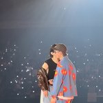 <b>뷔</b> 키가 이렇게 컸음???