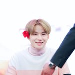 [NCT정우] 아기가 팬싸<b>인회</b>를?