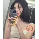 한소희 겨드랑이.jpg