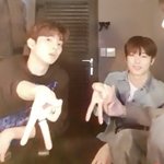 [더보이즈] 최찬희가 큐랑 주연이한테 <b>갸루</b>피스 시킴