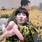 [EXO] <b>갸루</b>피스 개기엽다