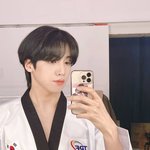 [펜타곤] 우석이 <b>검머</b> 사진 줄 수 있니