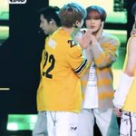 [NCT드림] ㅋㅋㅋㅋㅋ얘네 셋이 모여서 제스쳐 연구해