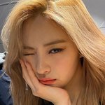 여자<b>팬</b> 심장저격하는 <b>여</b>돌