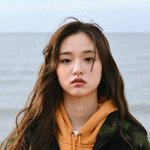 [엔터톡] 얼굴에 여러 연예인이 보이는 모델