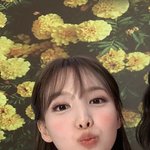 <b>나연</b> 앞머리 개이쁨 미친거같음