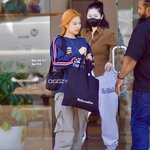 <b>LA</b> 파파라치에 찍힌 블핑 제니