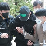 학교 수업중 흉기난동 10대 영장실질<b>심사</b> 출석
