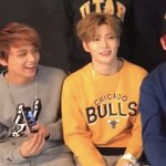 이거 뭔 영상인지 알려줄 시즈니 <b>구함</b>