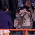 방탄 <b>남</b><b>팬</b>분 심장 부여잡으시는데?ㅋㅋㅋㅋㅋ