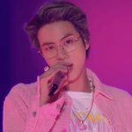 [방탄소년단] 아 외국은 과일도 다르네