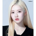 <b>시은</b> 누구 닮지 않음?