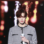 아스트로 <b>산하</b> 점점 잘생겨지는거같음