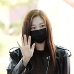 공항사진 떴는데 지젤 <b>압승</b>