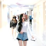 장원영 몸은 이때가 더 나은거같음