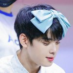 아이돌이 뽑은 <b>실물갑</b> 남돌