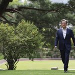 '청주고·연세대 선후배' 김영환과 노영민, 충북지사 선거 격돌