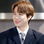 [NCT정우] 저 웃는 <b>미소</b>..