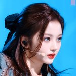 <b>현실감</b>을 잃은 듯한 걸그룹 비주얼들