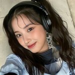 <b>지우</b> 진짜 너무 이쁨