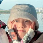 <b>리정</b> ㄱㅇㅇ....