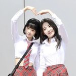 <b>사쿠라</b> 머리 왤케 커..?